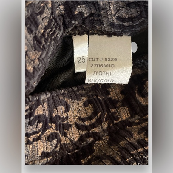 L'Agence Women's Black Gold Jyothi Velvet Split Ankle Pants Size 25 NWOT - Picture 7 of 7